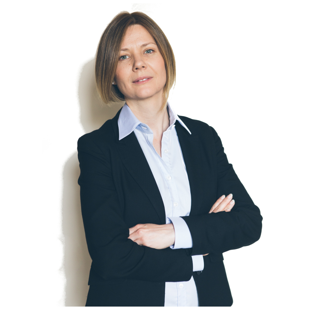 Ivett Paulovics headshot